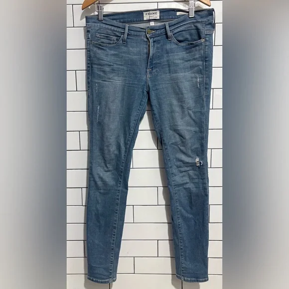 Frame Jeans Le Skinny de Jeanne Degradable in Handcrafted Destruct 30 - Picture 7 of 11